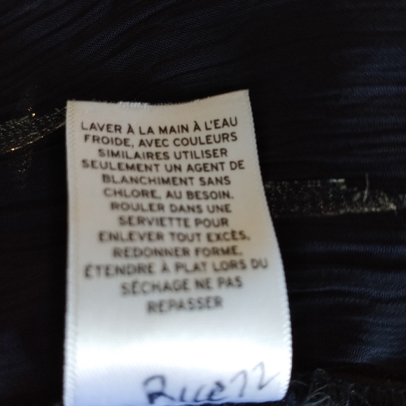 Hinge Metallic Top - Picture 8 of 8